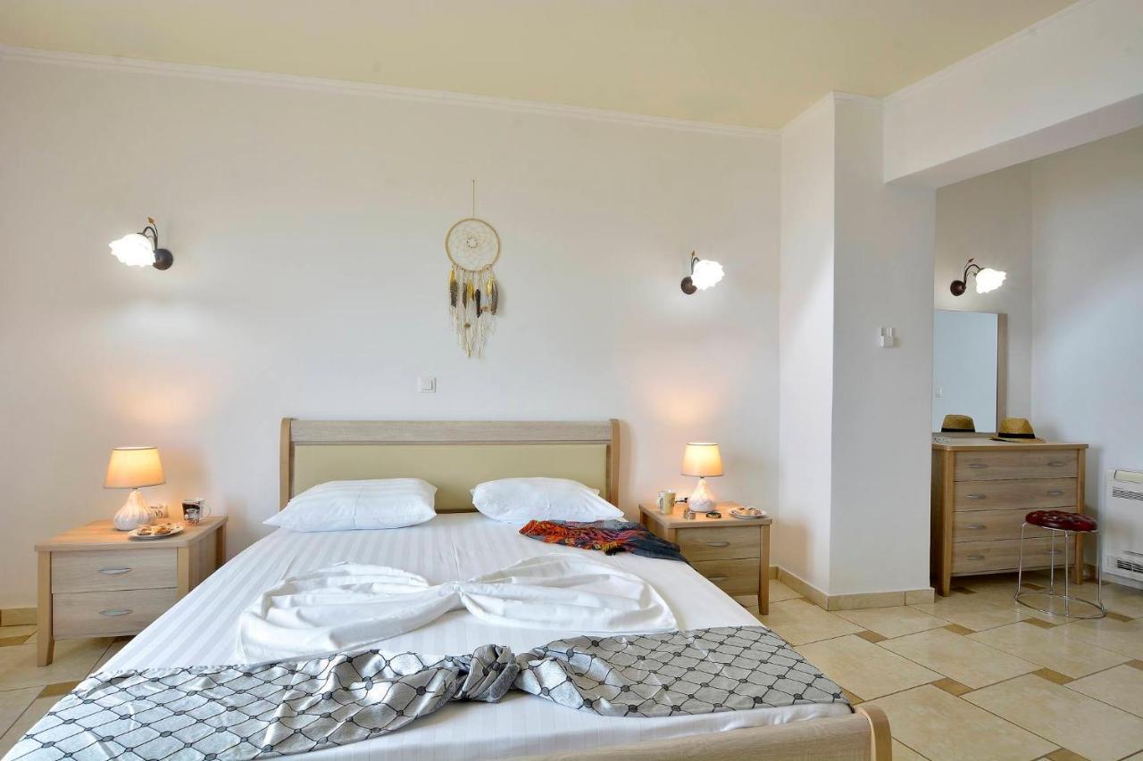 Golden Fox Villa Lákones Zewnętrze zdjęcie