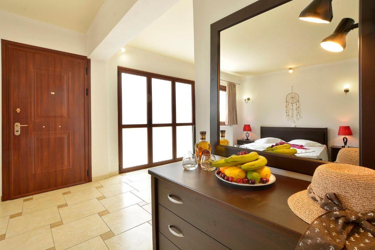 Golden Fox Villa Lákones Zewnętrze zdjęcie